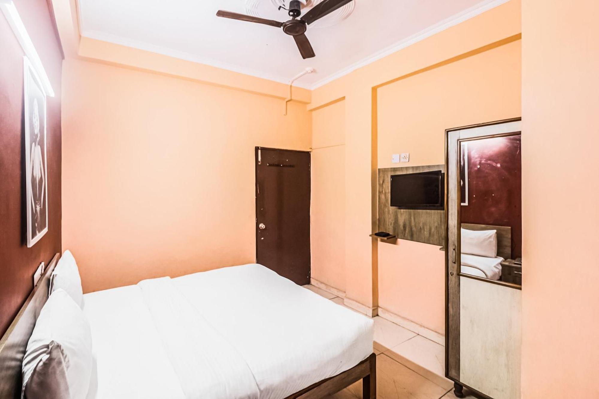 Hotel O Avni Residency Gurgaon Exterior photo