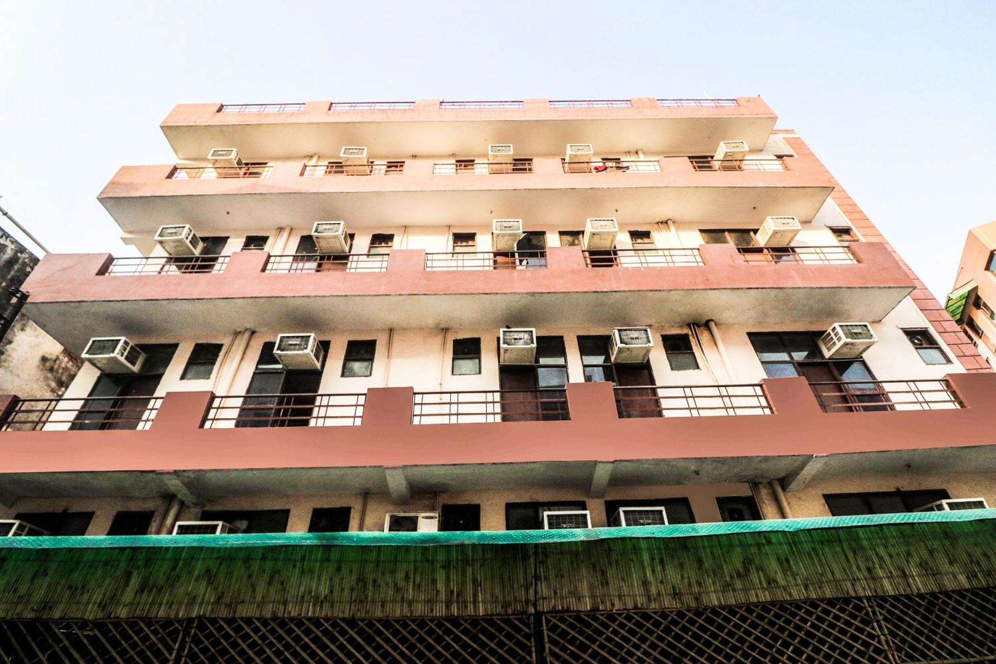 Hotel O Avni Residency Gurgaon Exterior photo